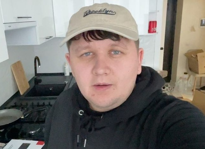 Блогер Лебіга заявив, що розійшовся з дівчиною, і вперше показав її фото