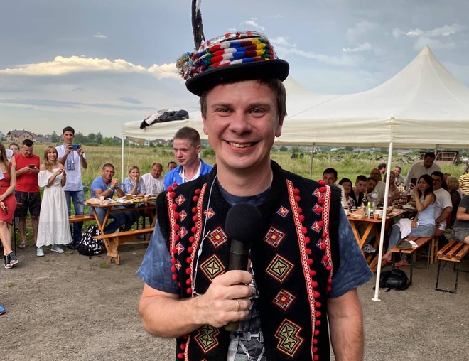 Дмитро Комаров