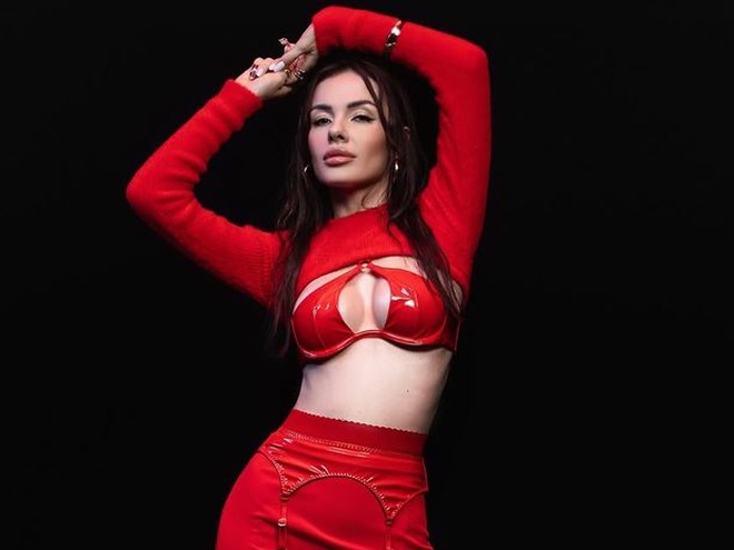 MamaRika озвучила вартість свого виступу на корпоративі