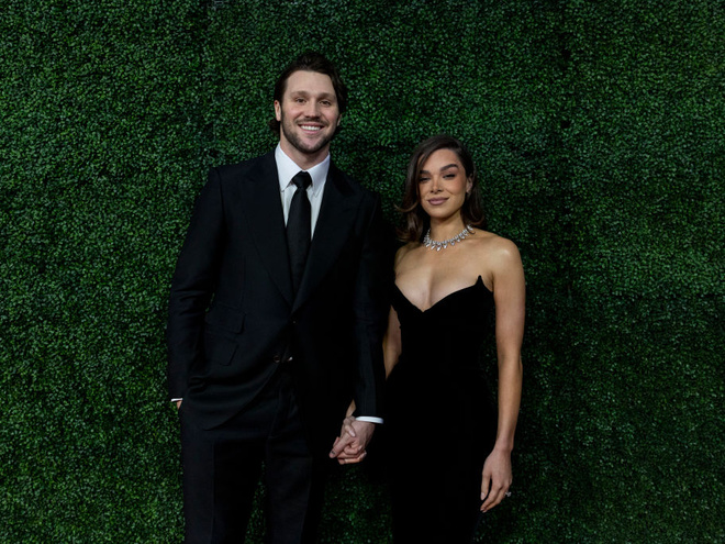 Зірка Marvel Гейлі Стайнфелд народила первістка