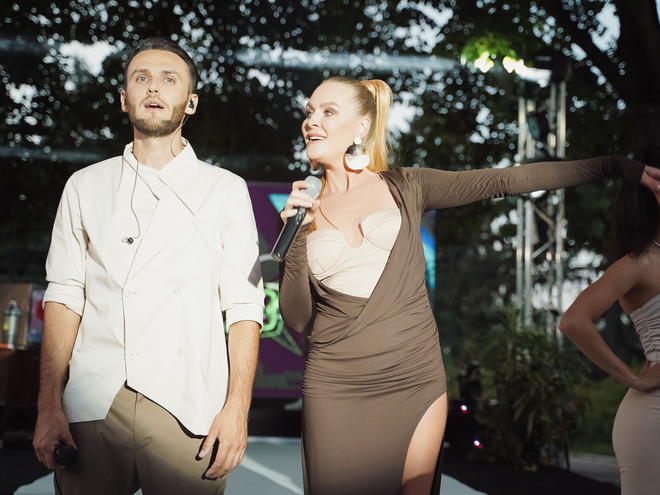 Киевская Точка G: On I Ona впервые создали иммерсивное шоу в ботсаду