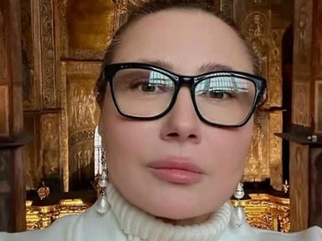 У будинку Олени Мозгової обвалилася стеля через обстріли