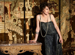 Кристен Стюарт в образе Коко Шанель