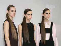 Б'юті-образ моделей з показу Dior Осінь 2015