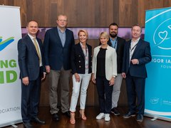 Организаторы и гости Украинского завтрака в Торонто