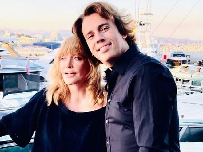 «Це якесь нескінченне пекло»: Пугачова та Галкін прокоментували обстріл «Охматдиту»