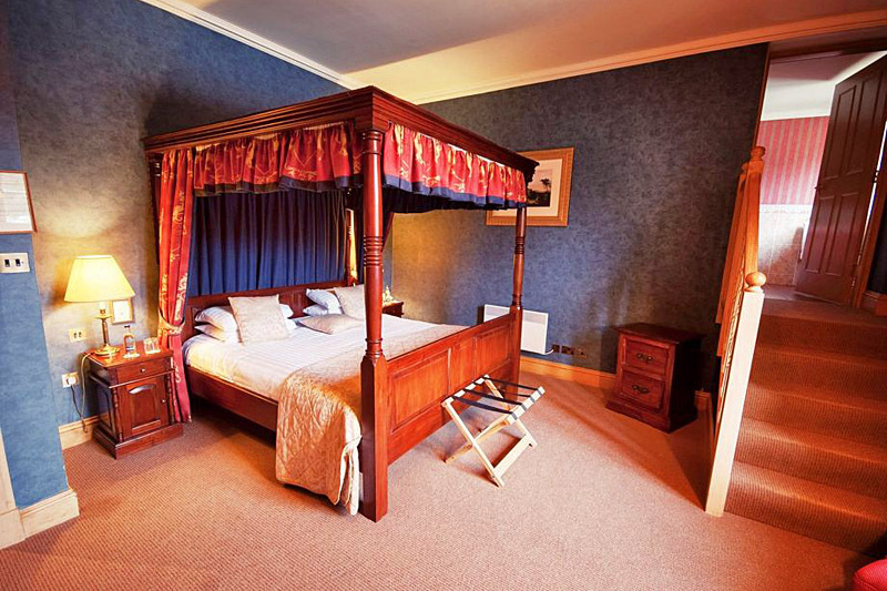 Романтические отели Европы: Dalhousie Castle Hotel and Spa, Edinburgh