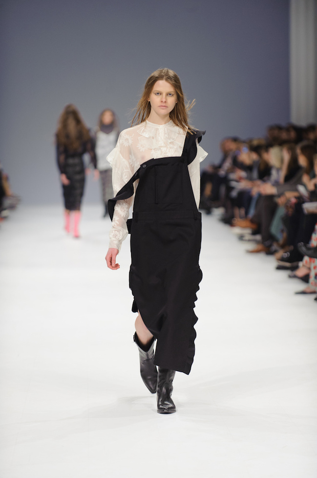 UFW AW 16/17: Poustovit