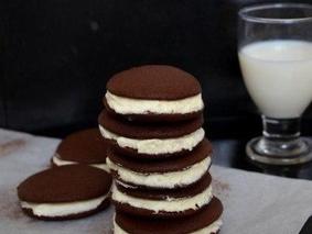 Шоколадные Whoopie со сливками Шоколадные Whoopie со сливками