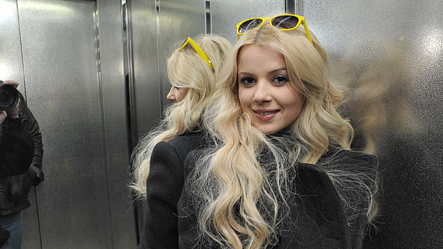 Мика Ньютон