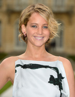 Звезды на парижской Неделе мод: показ Christian Dior Звезды на парижской Неделе мод: показ Christian Dior