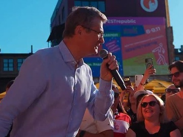 «Караоке на майдані»: оголошено ім'я нового ведучого шоу