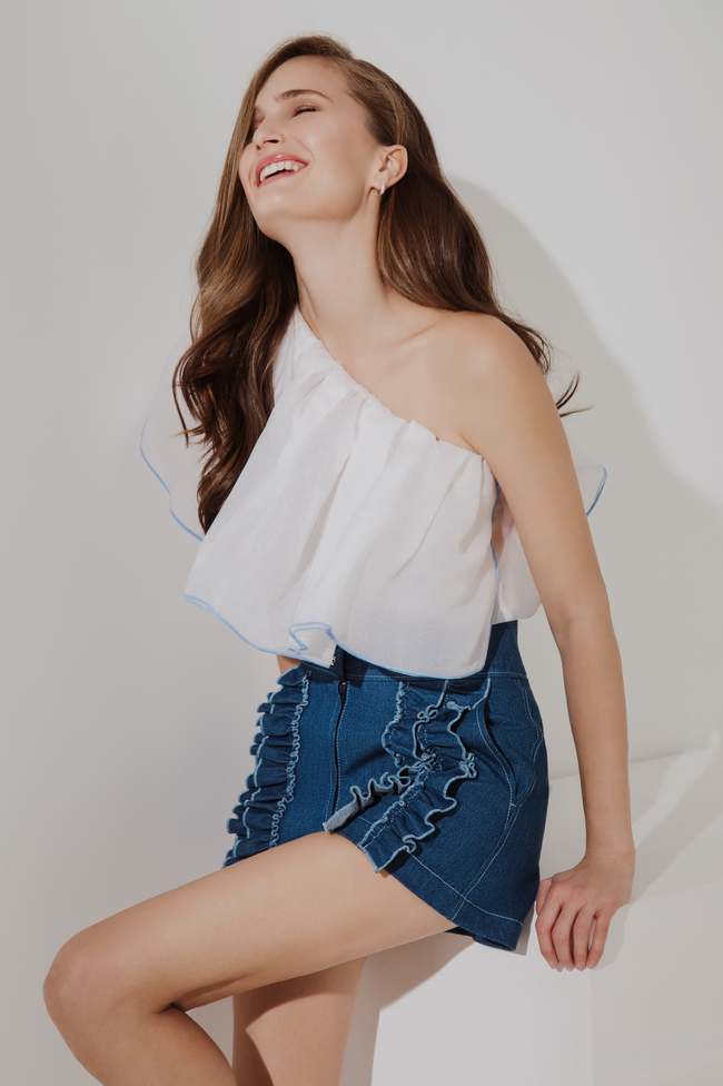 Алла Костромичева в лукбуке бренда ELENA GURANDA