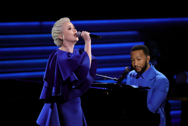 Мика Ньютон и Джон Ледженд