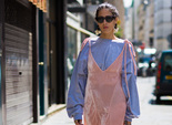 Как носить платье осенью: street-style примеры