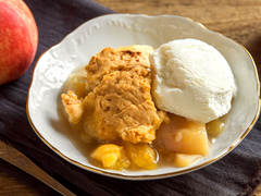 Персиковий коблер