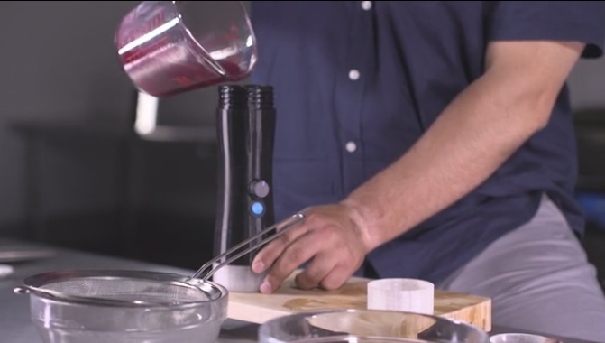 Гаджет, який перетворює будь-яку їжу на ікру