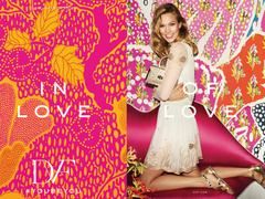 Карлі Клосс в зйомці DVF Spring 2016