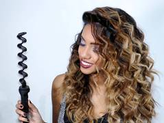 Как мы будем укладывать волосы весной 2017 - зигзагообразные кудри