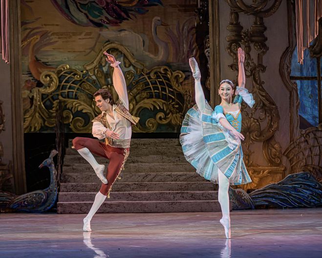 Никита Сухоруков и Илона Кравченко в балете "Женитьба Фигаро"