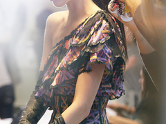 backstage показа Chanel