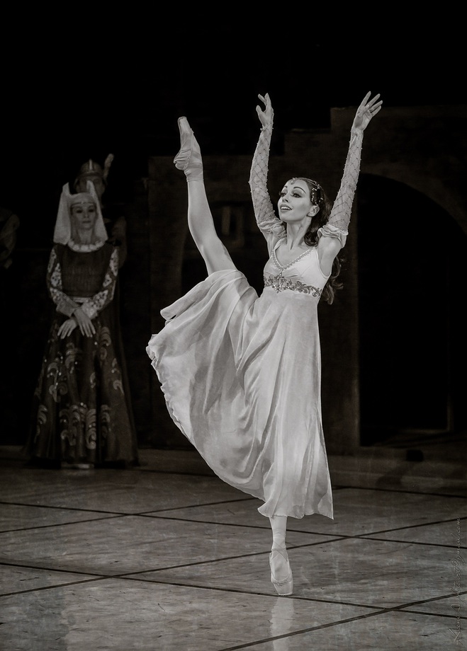Балерина Екатерина Кухар: "Адажио на сцене – это гимн любви"