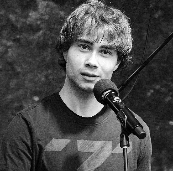 Александр Рыбак