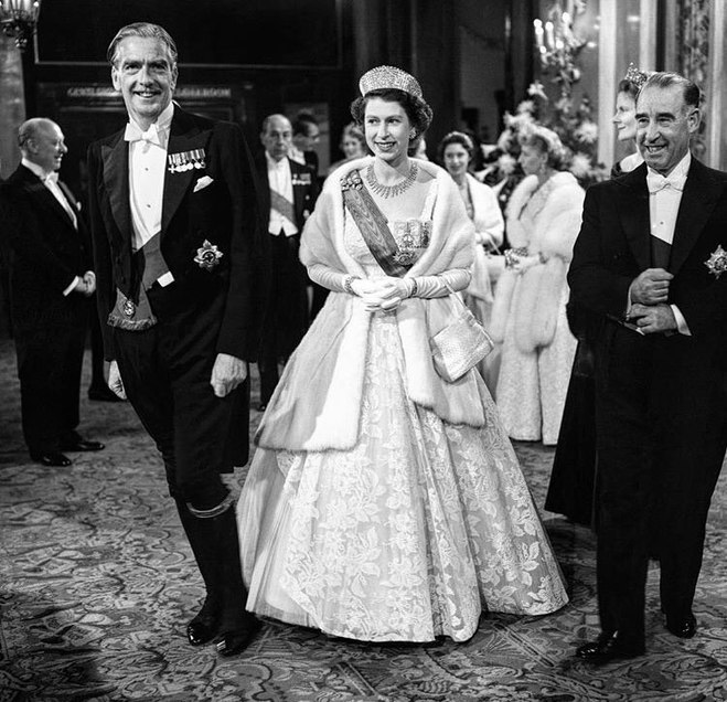 15 архивных фото Елизаветы II, которые ты редко где увидишь