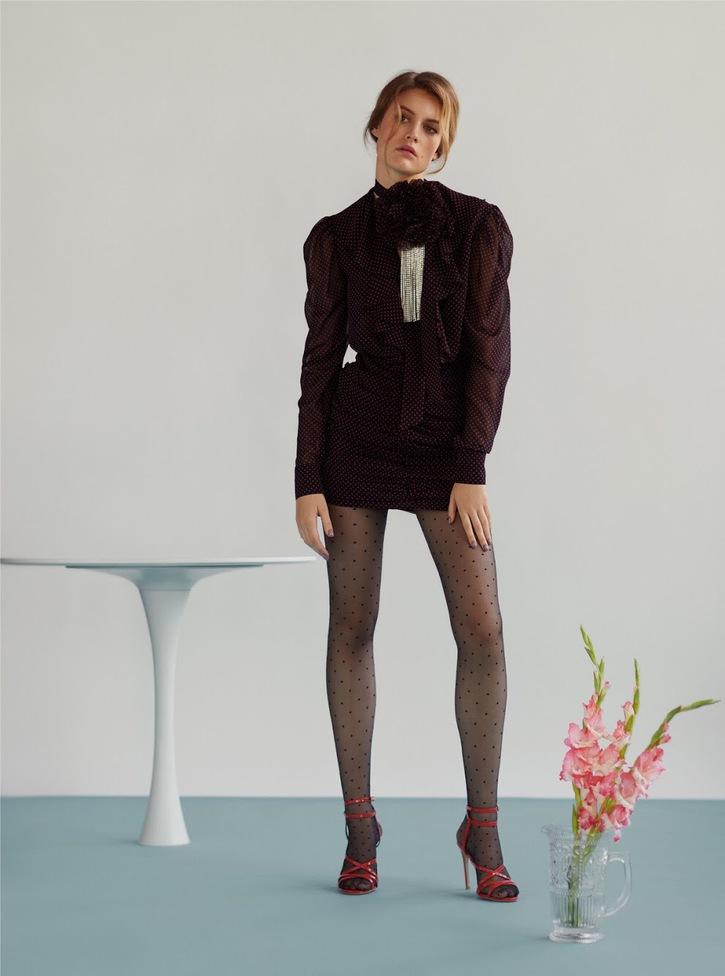 Речі з харизмою: жіночність і театральність в новій колекції Marianna Senchina Spring Summer 2019