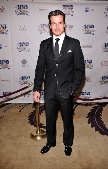 Антонио Сабато