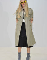 Как и с чем носить женский тренч