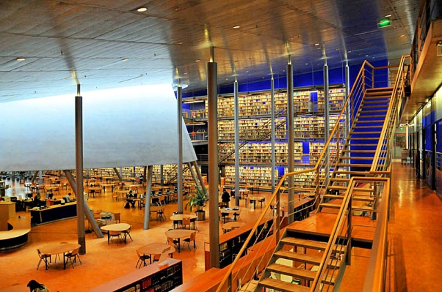 Cамые красивые библиотеки: Библиотека Делфтского технического университета, Южная Голландия, Нидерланды