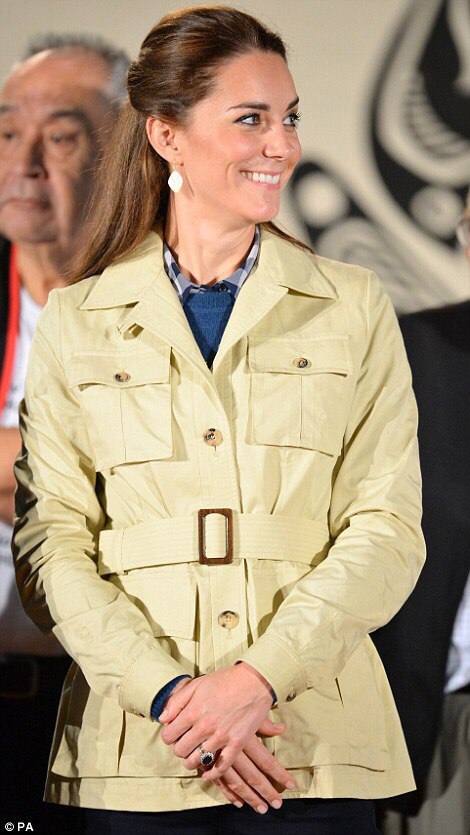 Кейт Міддлтон в Канаді: в поїздці герцогиня носить мас-маркет