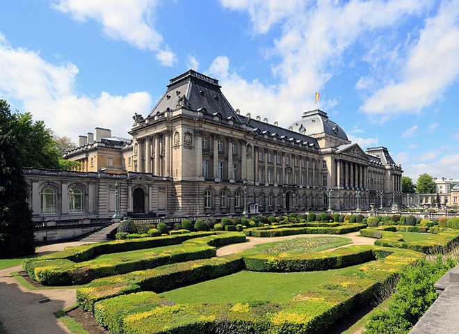 Где живут короли: 10 потрясающих королевских резиденций