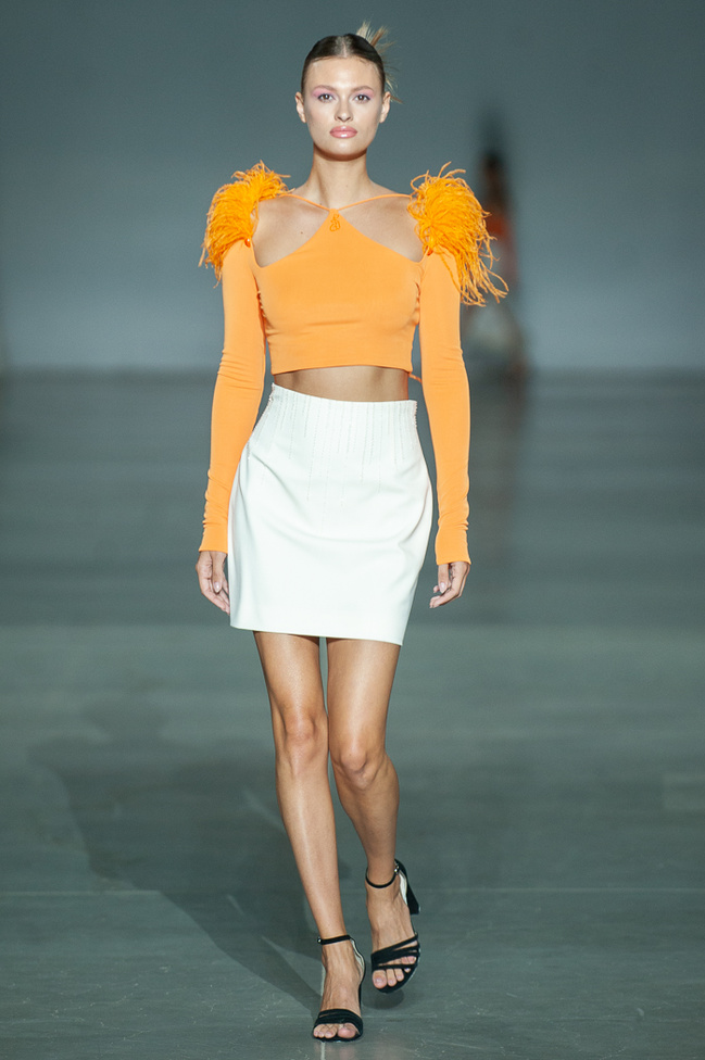 Показ Arutiunova: UFW noseason sept 2021 на Ukrainian Fashion Week noseason sept 2021