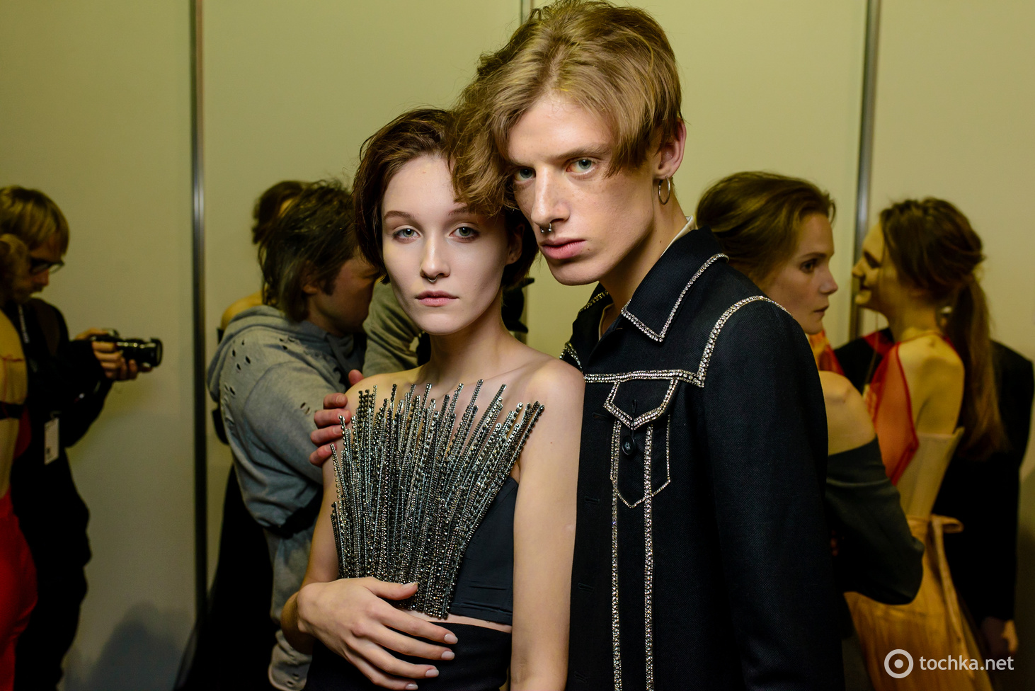 Backstage первого дня UFW FW 19-20