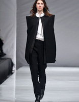 CoSTUME NATIONAL 