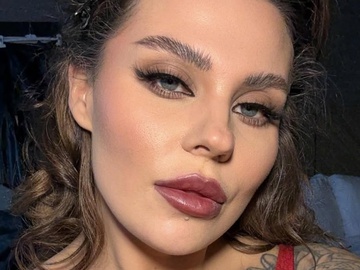 Заріцька блиснула тілом після схуднення і розповіла про препарати