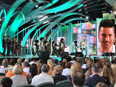 Новая Волна 2011