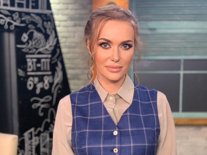 Слава Камінська