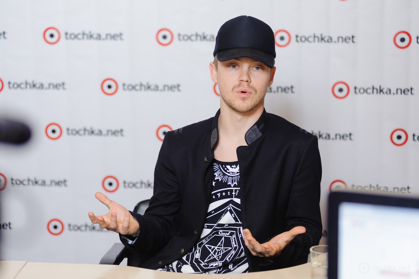 Артем Пивоваров