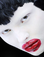 Warpaint: Alexander McQueen and Make-Up Warpaint: Alexander McQueen and Make-Up