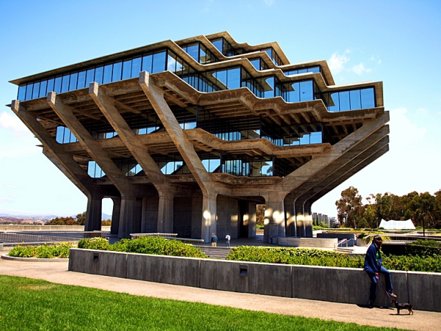 Cамые красивые библиотеки: Билиотека Гейзеля. США, Сан-Диего