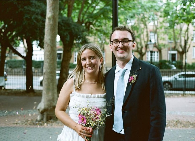 Зірка «Гри престолів» Айзек Гемпстед-Райт одружився: фото з весілля