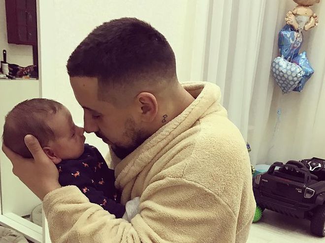 MONATIK с младшим сыном