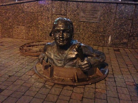 Незвичайні пам'ятники