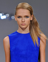 UFW: Как создавался макияж на показе Ksenia KIREEVA UFW: Как создавался макияж на показе Ksenia KIREEVA