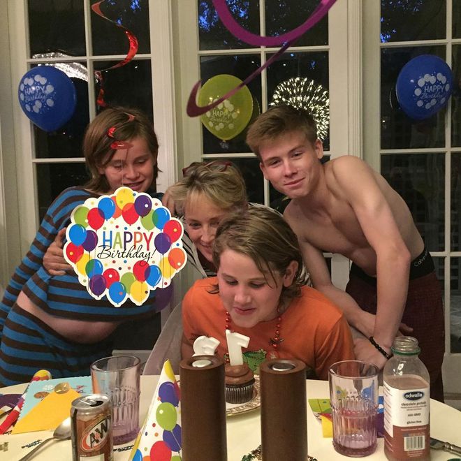 Шерон Стоун з синами