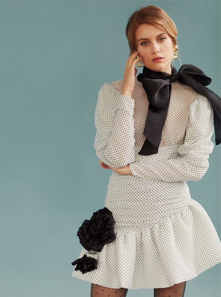 Речі з харизмою: жіночність і театральність в новій колекції Marianna Senchina Spring Summer 2019