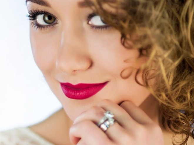 Анна Козырь